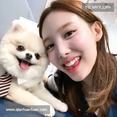 侯跃雯